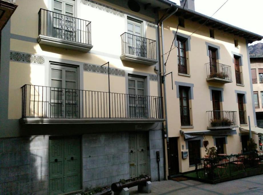 Apartament Gran Pirineu Montferrer Buitenkant foto