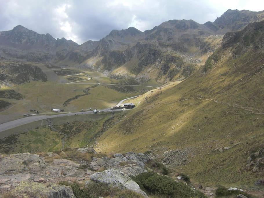 Apartament Gran Pirineu Montferrer Buitenkant foto