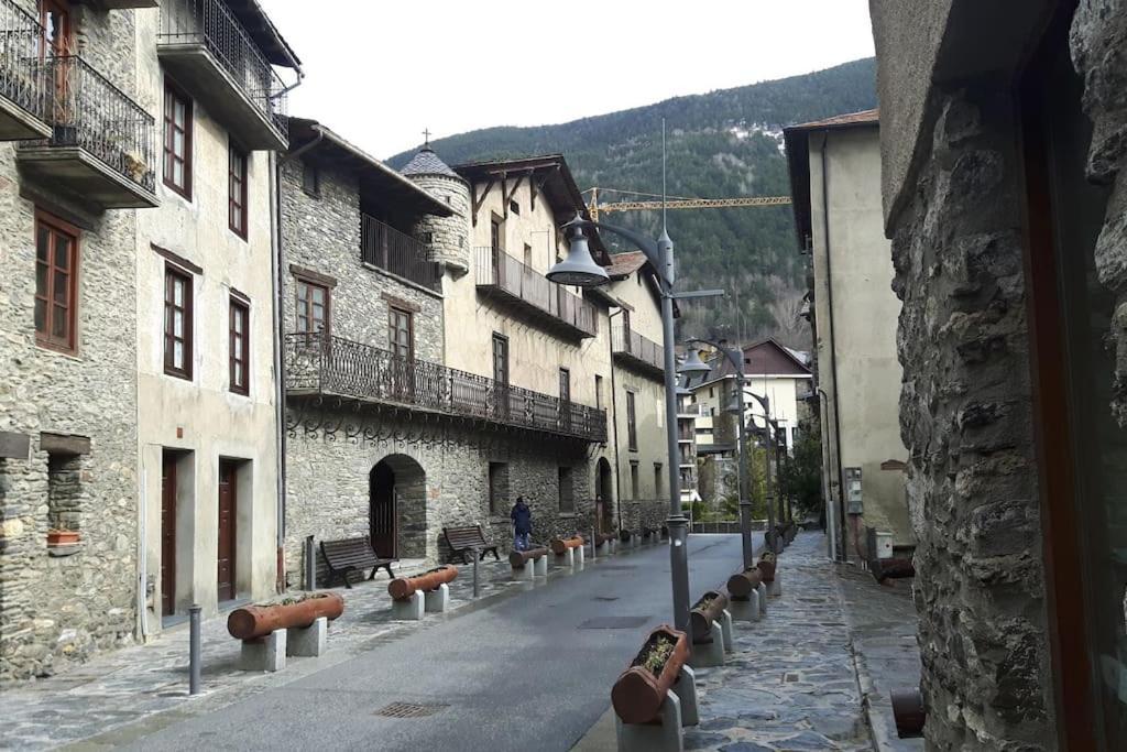 Apartament Gran Pirineu Montferrer Buitenkant foto